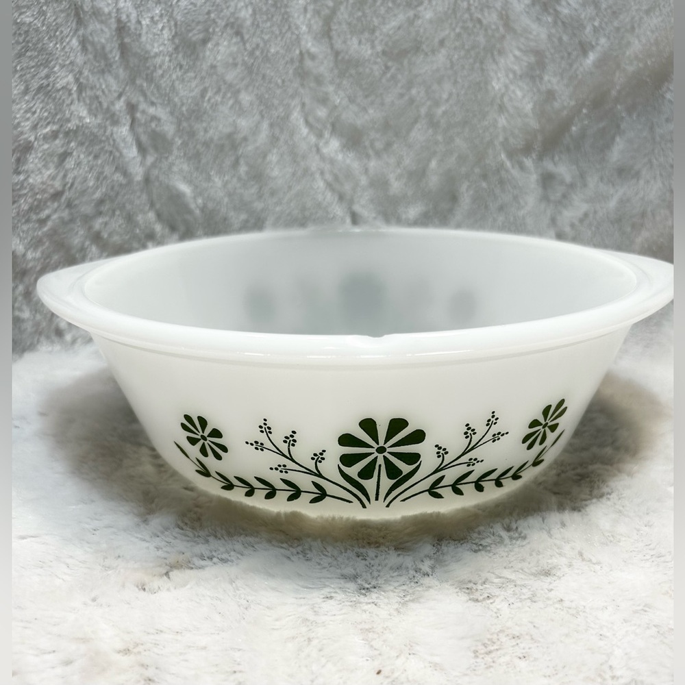 Vintage Glasbake Milk Glass Jeanette USA J514 2QT Casserole Dish No Lid Green